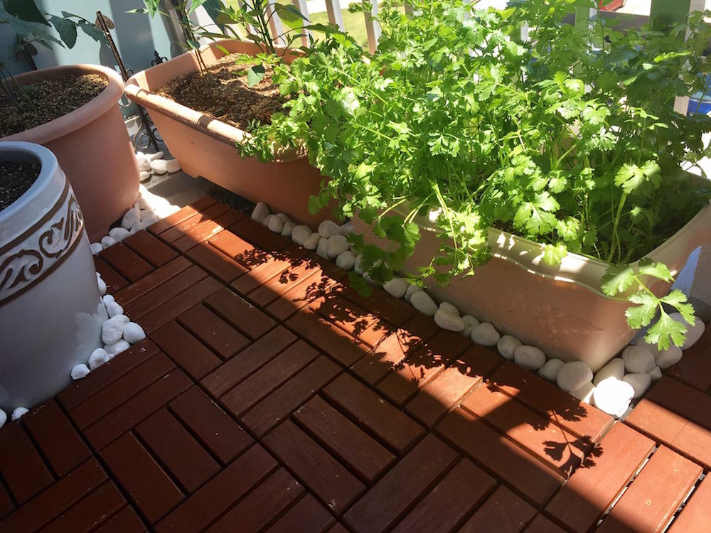 ベランダを素足で動けるようにDIYする