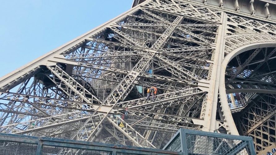 乳幼児連れのパリ旅行13(5日め・朝のエッフェル塔周辺)